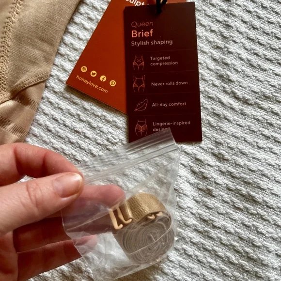 NWT Honeylove Queen Brief Shapewear in Sand - Picture 7 of 13